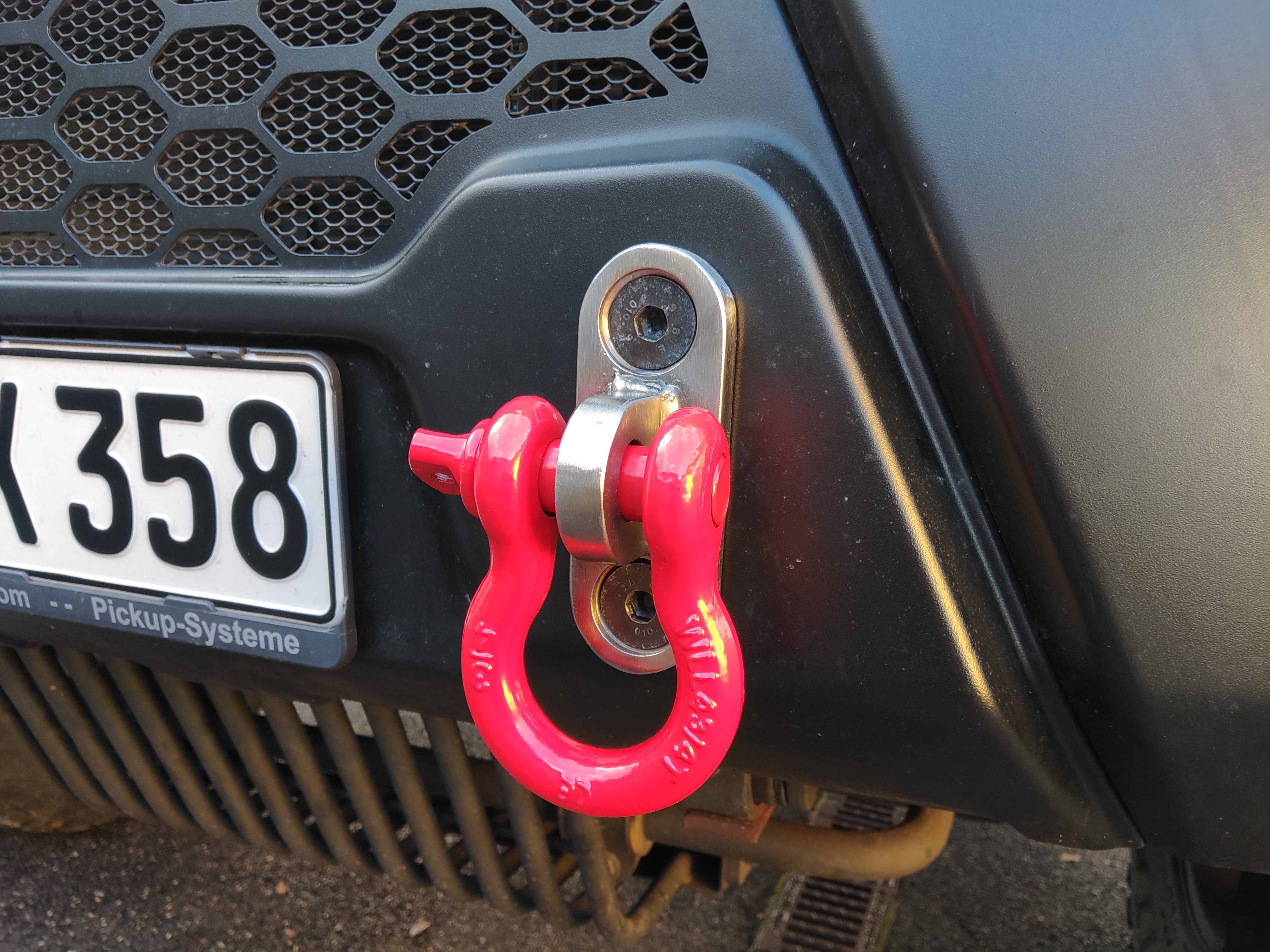 Schleppösen mit Schäkel